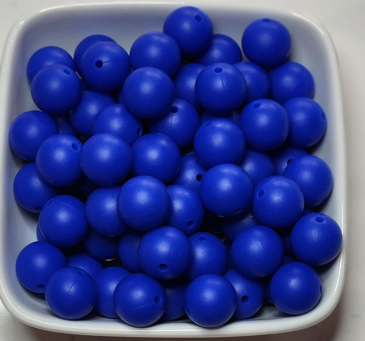 15 mm Solid Silicone Beads 20 pack