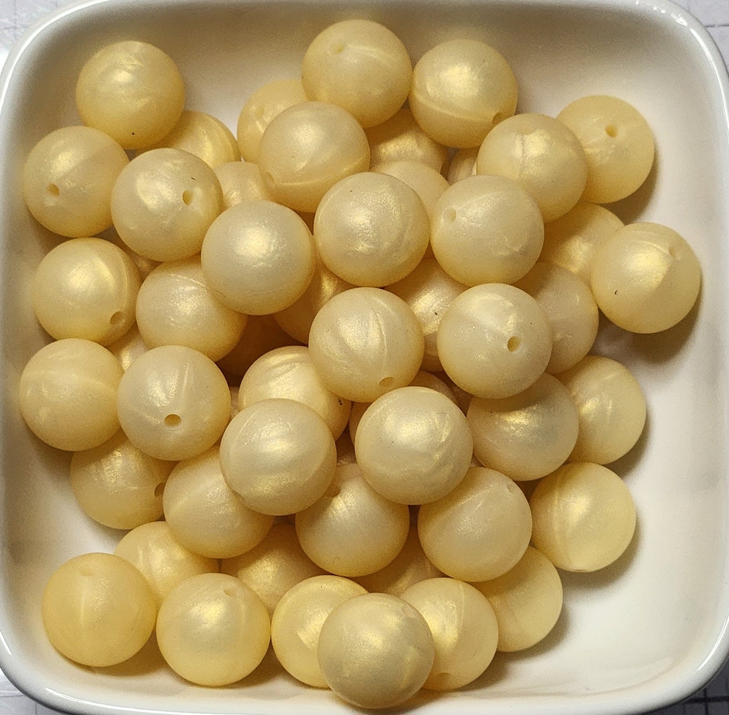 15 mm Solid Silicone Beads 20 pack