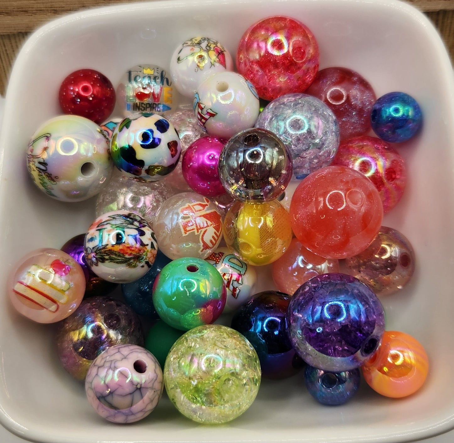 10-20 mm Acrylic Bead Mixed Bag 40 ct