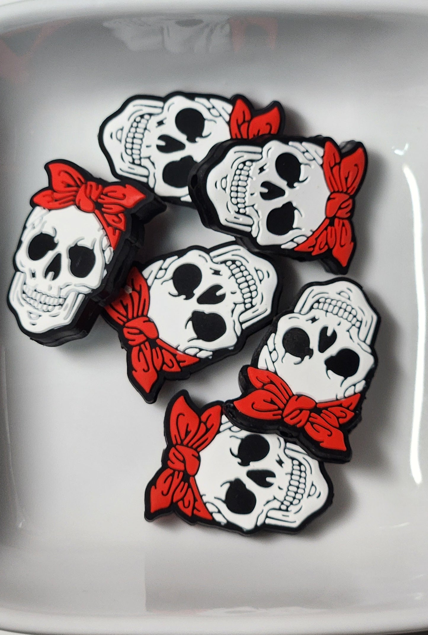 Skull silicone focal beads