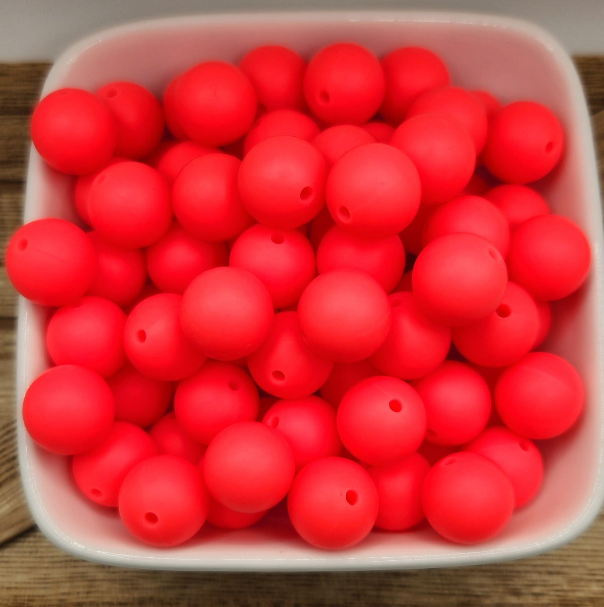 15 mm Solid Silicone Beads 20 pack