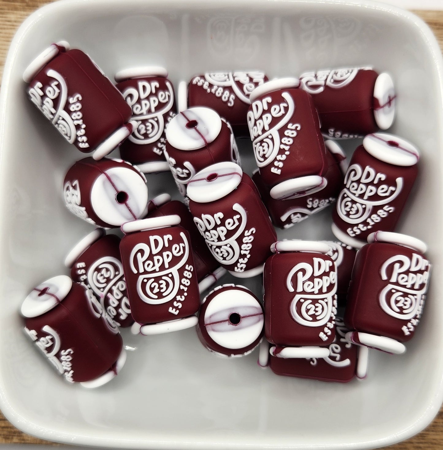 Pepper can silicone focal bead