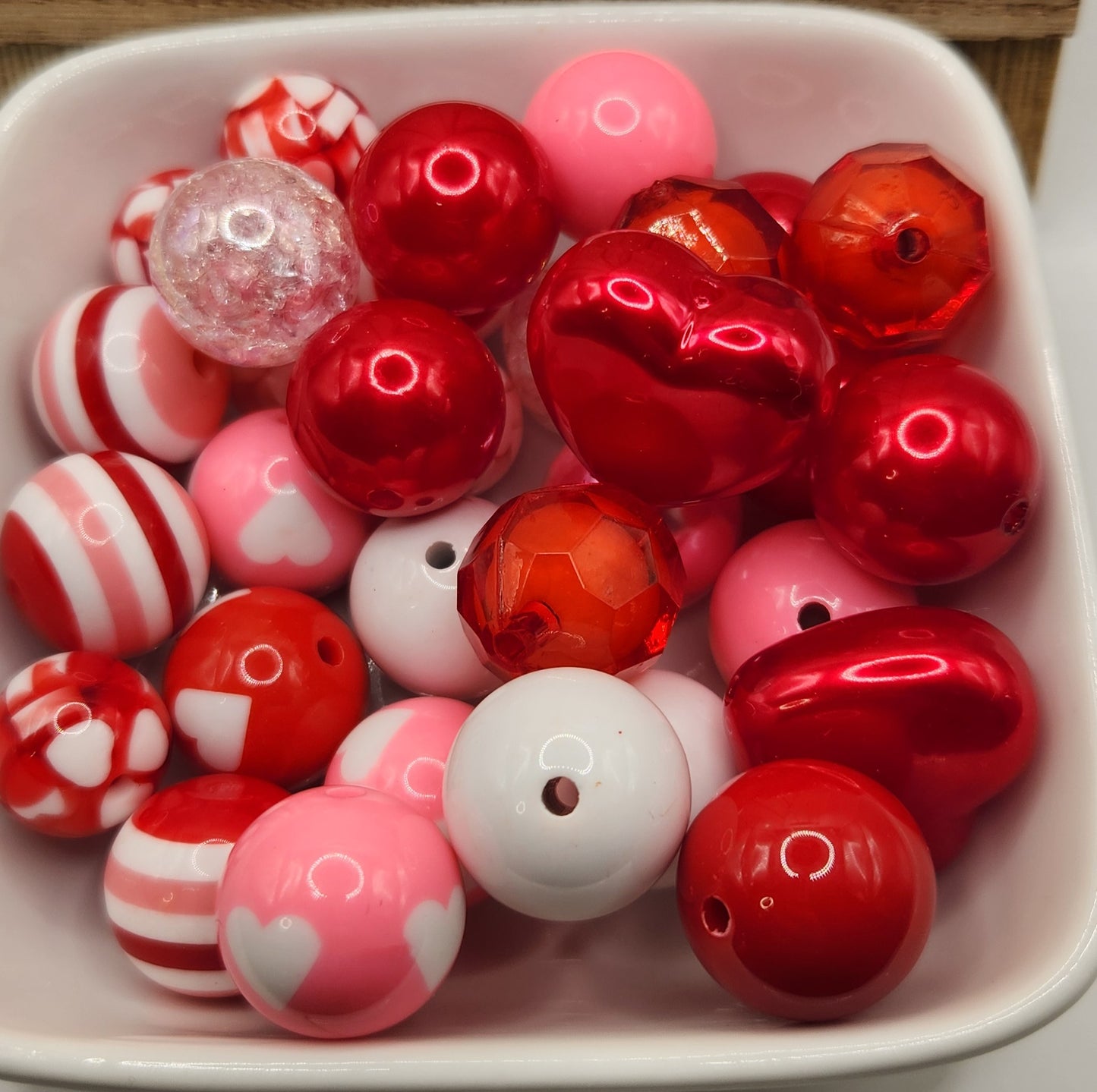 10-20 mm Acrylic Bead Mixed Bag 40 ct