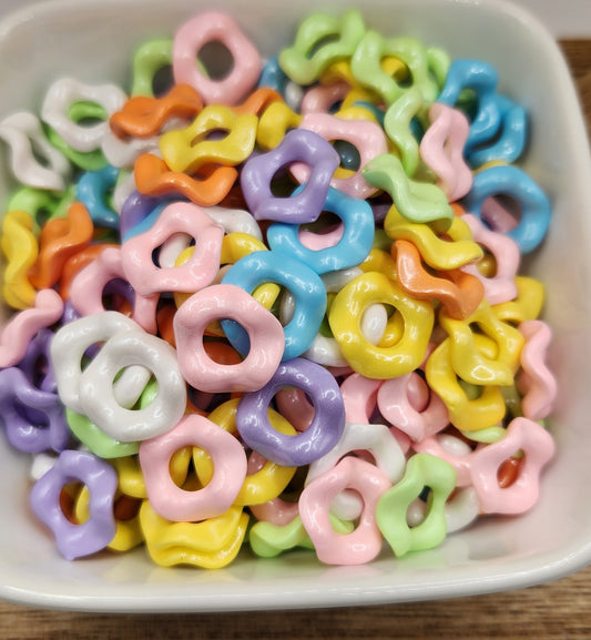 16 mm Pastel Wavy Spacers 20 count mixed