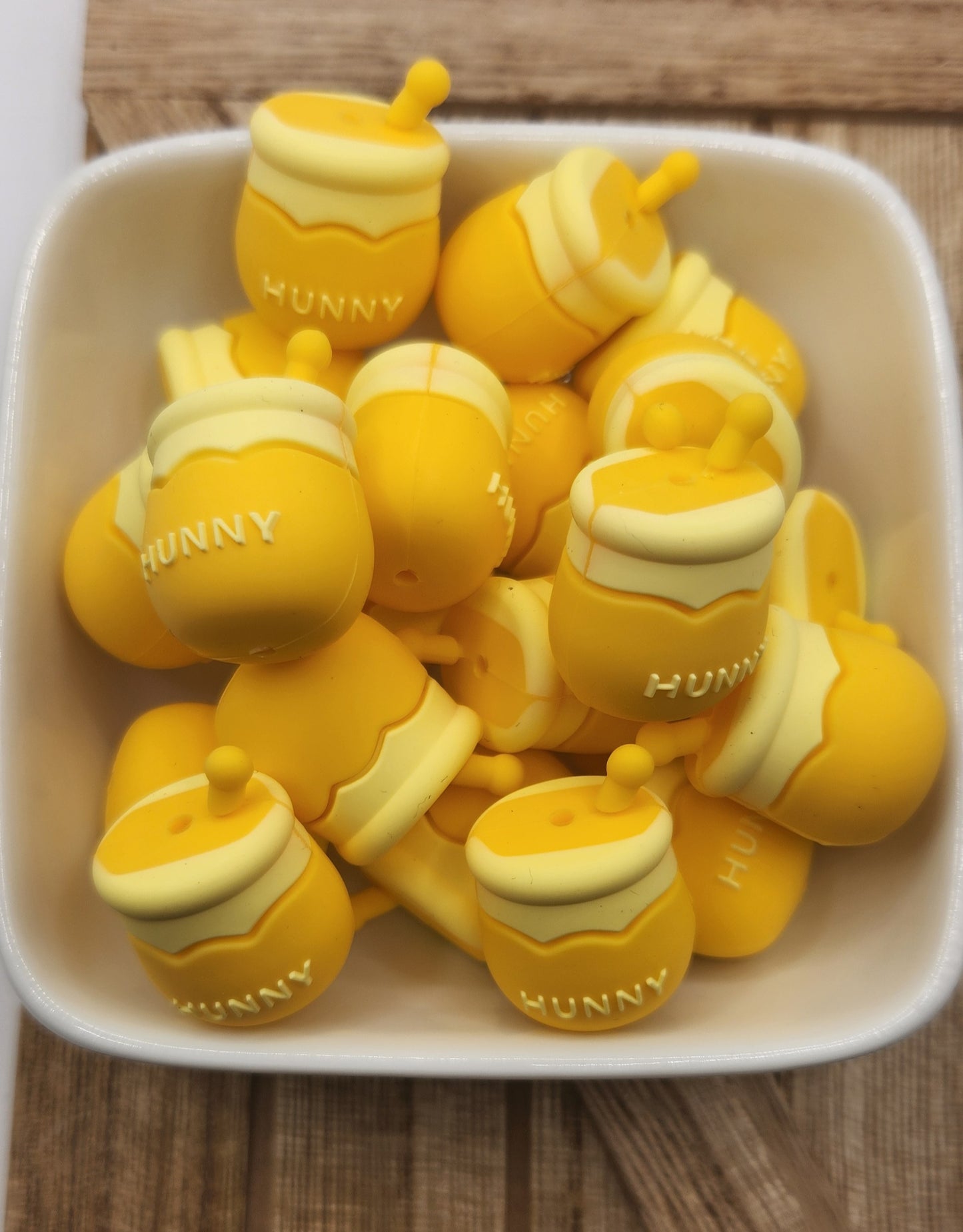 3D Hunny pot Silicone focal bead