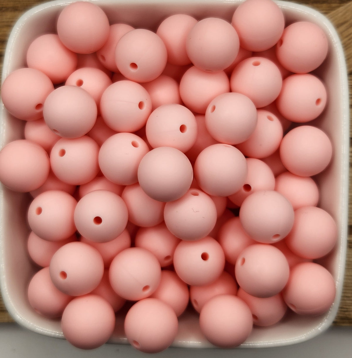 15 mm Solid Silicone Beads 20 pack