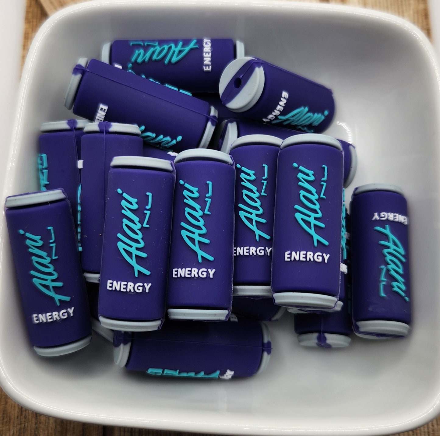 3D Energy Drink Silicone focal bead