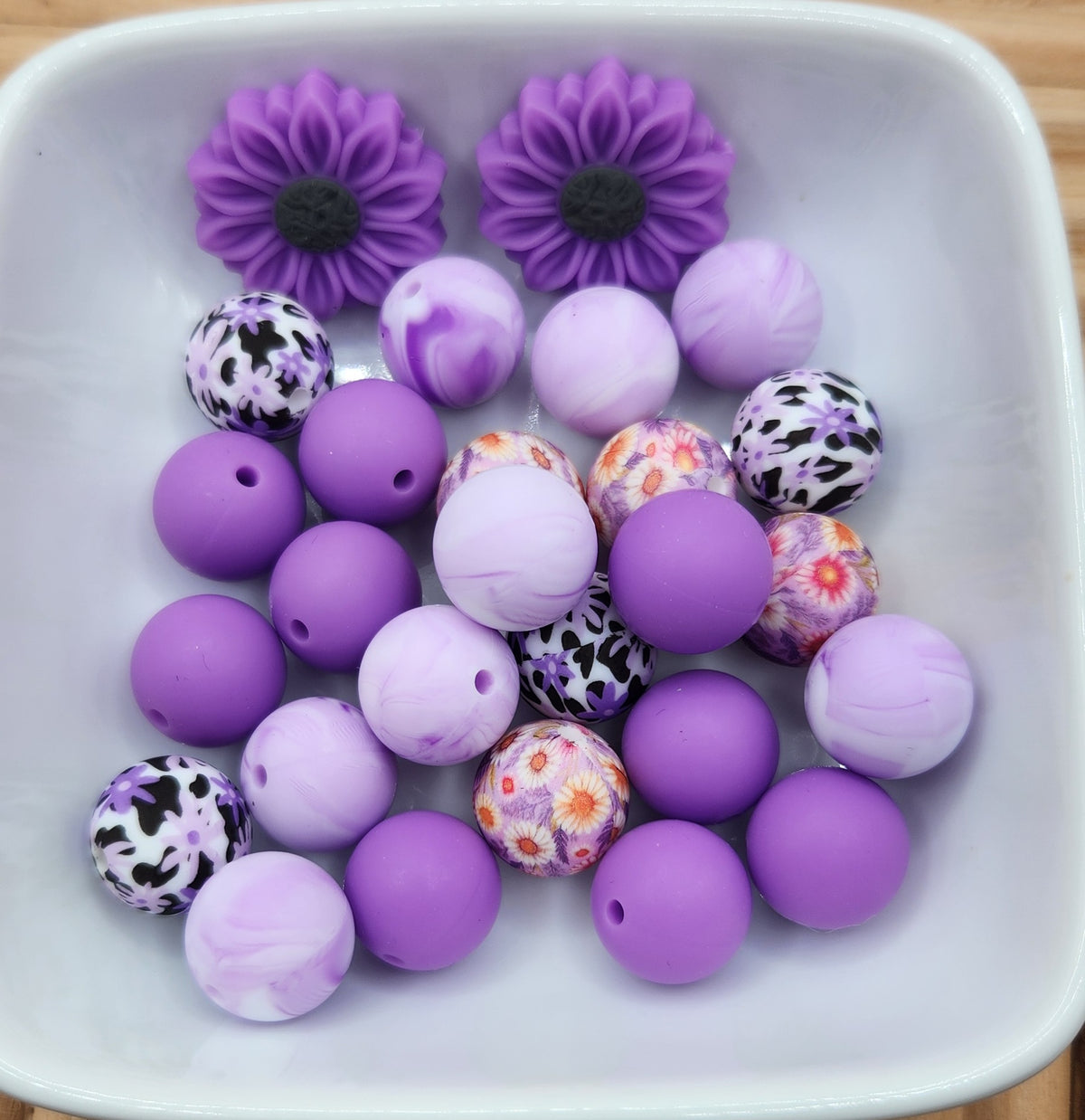 15 mm Silicone Bead Mixed Bags 30-60 beads, some focals